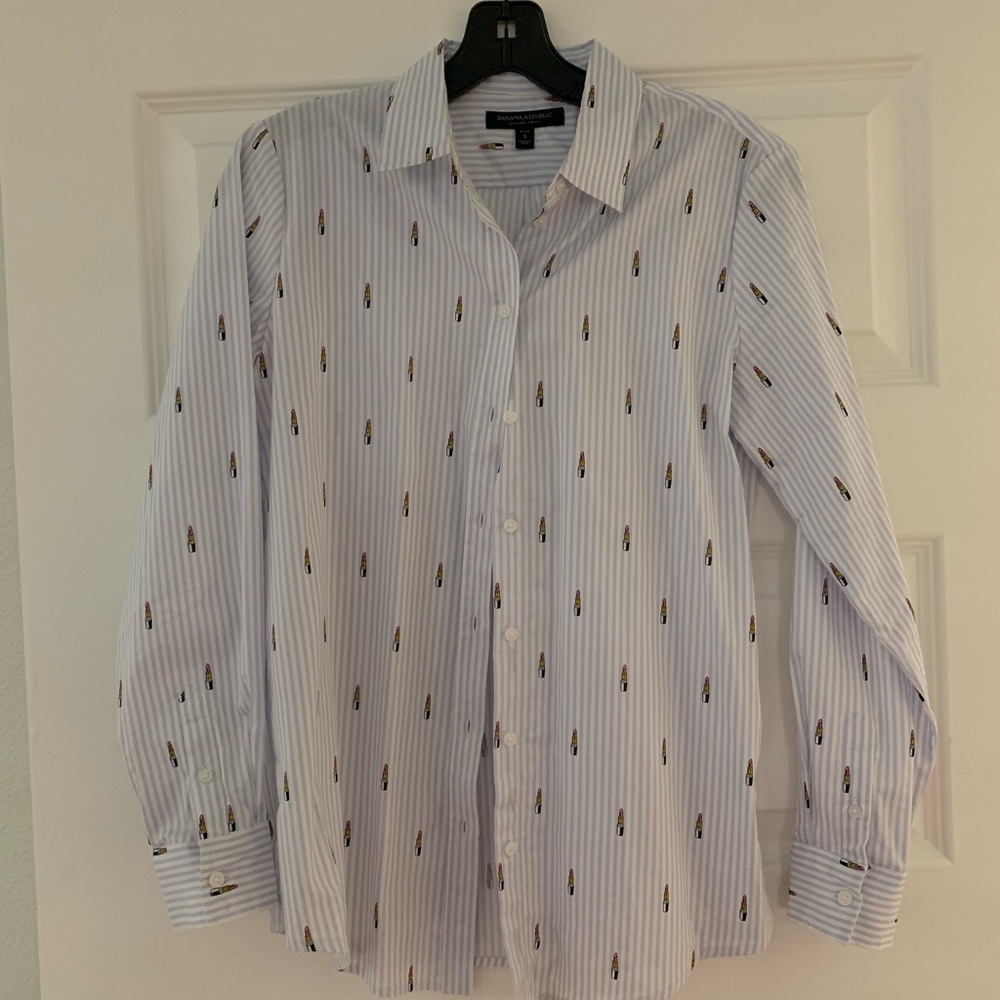 Lipstick print striped button up banana republic